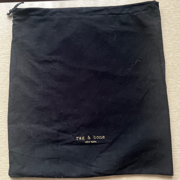 🎉🎀🎊Host Pick 🎊🎉🎀 NWOT Rag & Bone Small Field Messenger Suede Bag - Picture 16 of 16